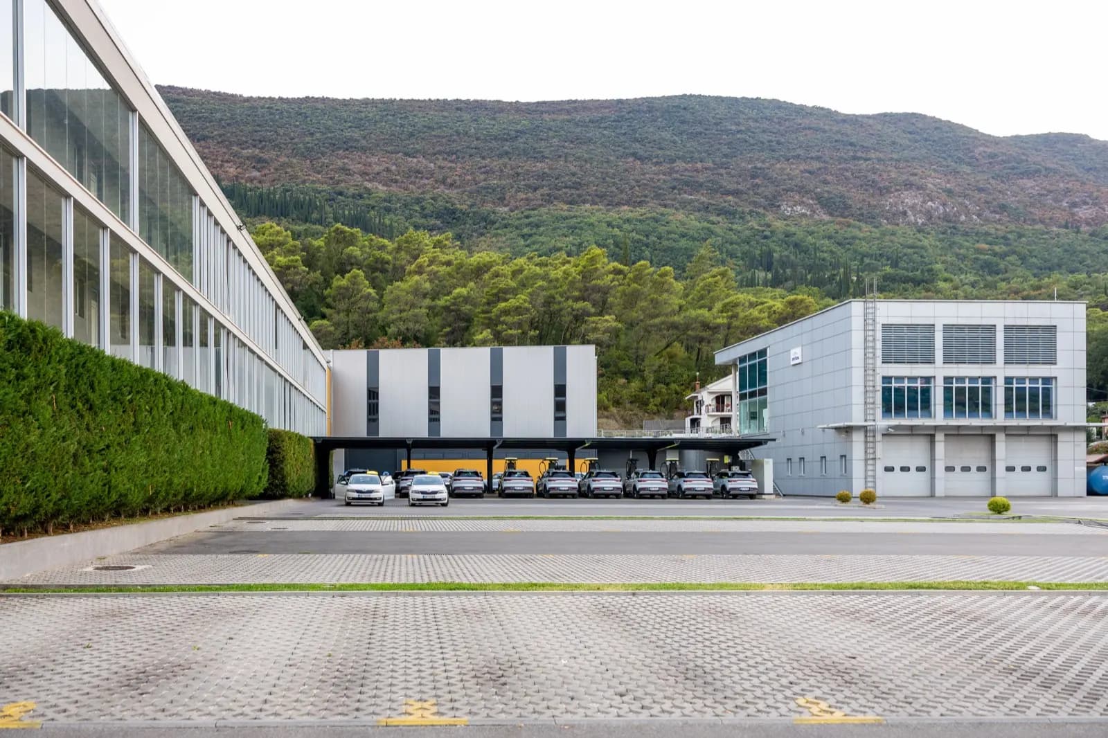 Wide view of the D.A.J.M.I. complex in Sutorina